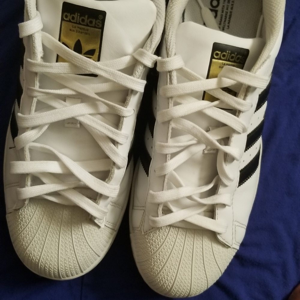 Adidas - Picture 4 of 7